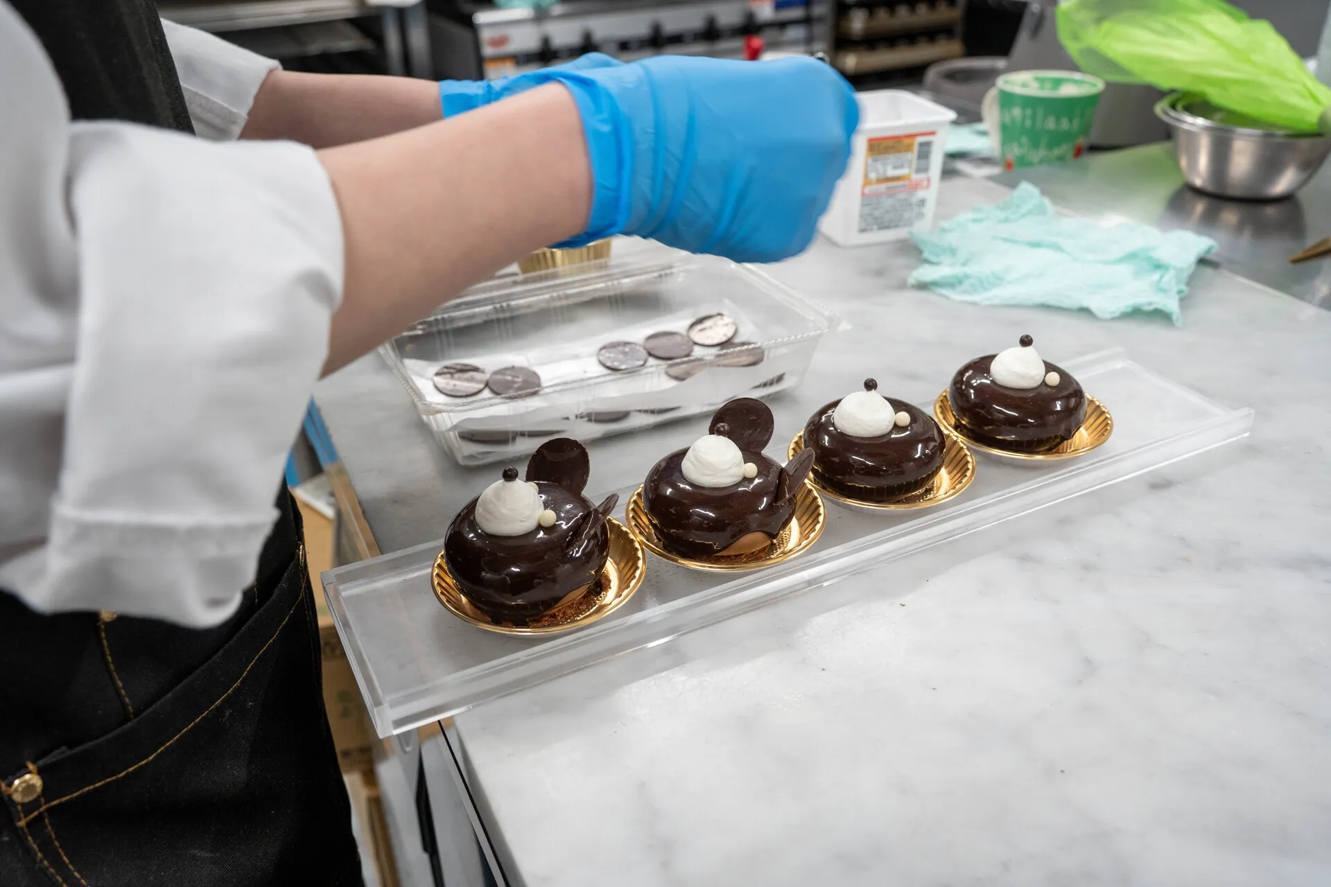 ８８８株式会社